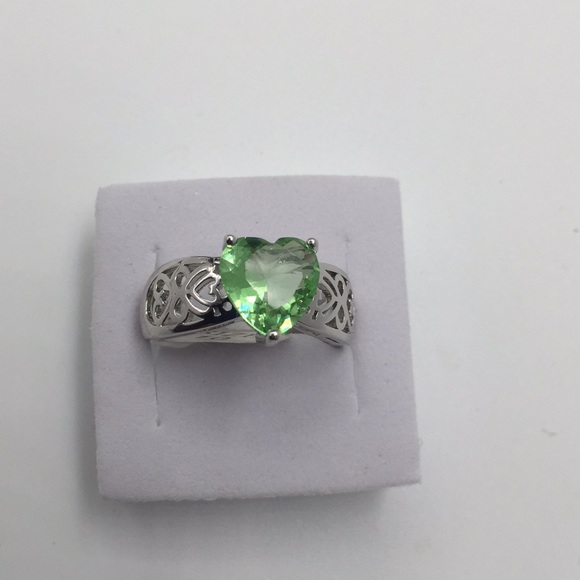 4 CARAT AAA GREEN AMETHYST 925 Silver. size10 - Picture 5 of 6